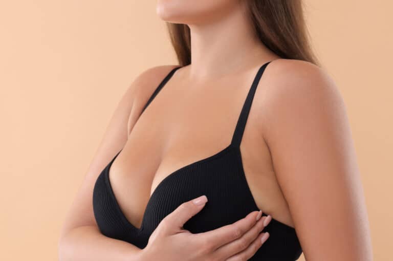 can women have gynecomastia